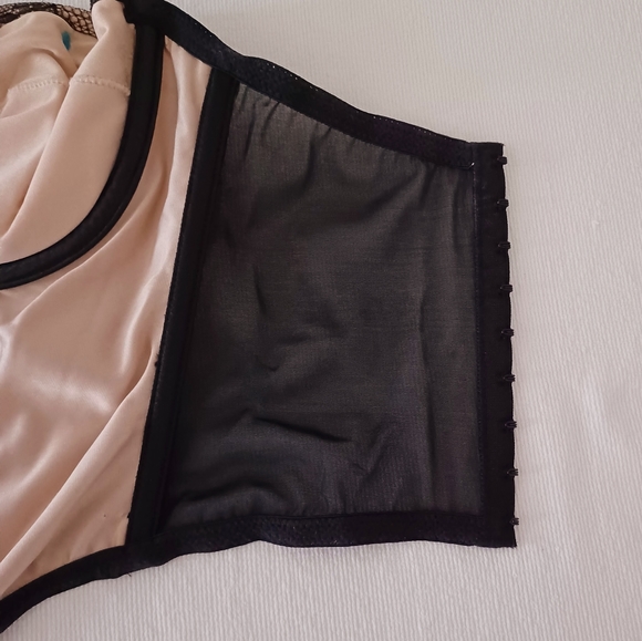 Vintage Oscar de La Renta Black Lace Corset/ Bustier, 34C - Picture 9 of 15